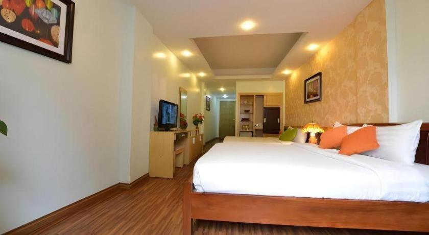 Hanoi Serenity Hotel 2 Buitenkant foto